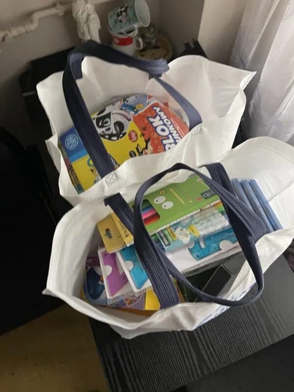 4dziki - zbi&oacute;rka przybor&oacute;w szkolnych